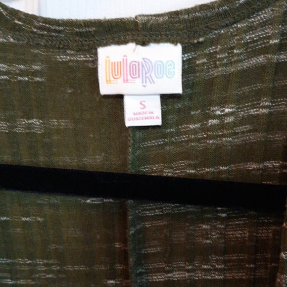 Linsey - Picture 2 of 4